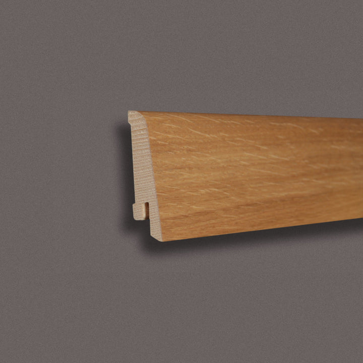 Sockelleiste Eiche furniert - lackiert - 15x60x2400mm