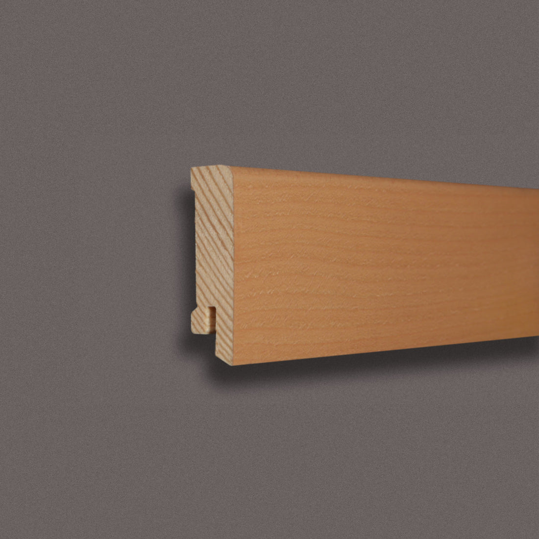 Sockelleiste Buche gedämpft furniert- lackiert - 16x60x2400mm