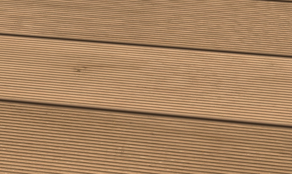 Gerillte Eiche-Terrassendiele 25 x 140 mm Gerillte Eiche-Terrassendiele 25 x 140 mm aus Europa
