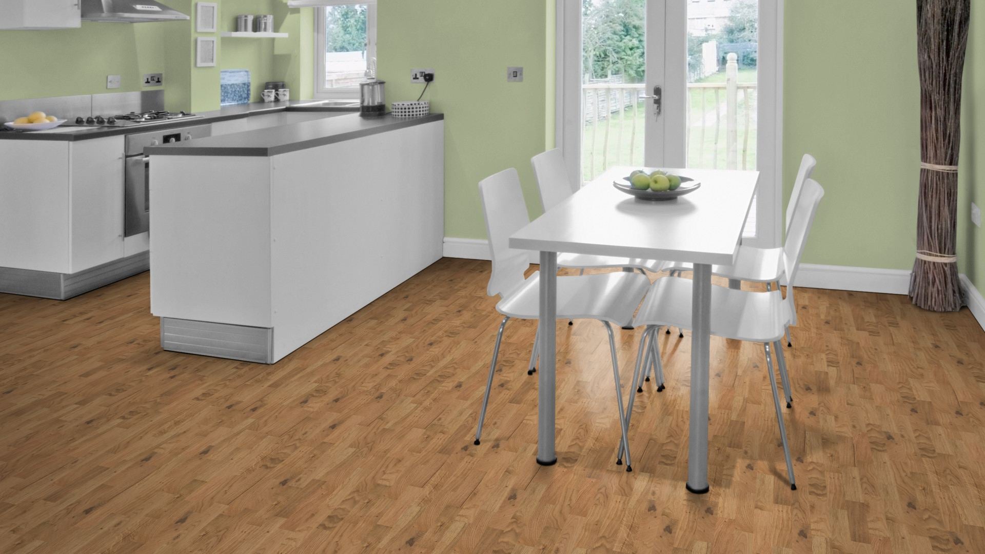 oak strip parquet
 Select/Natural 10mm
 raw