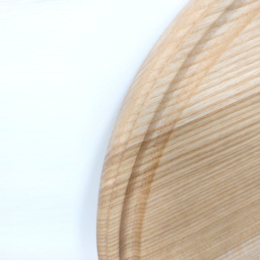 Handgefertigtes Schneidebrett aus Esche 20x350mm