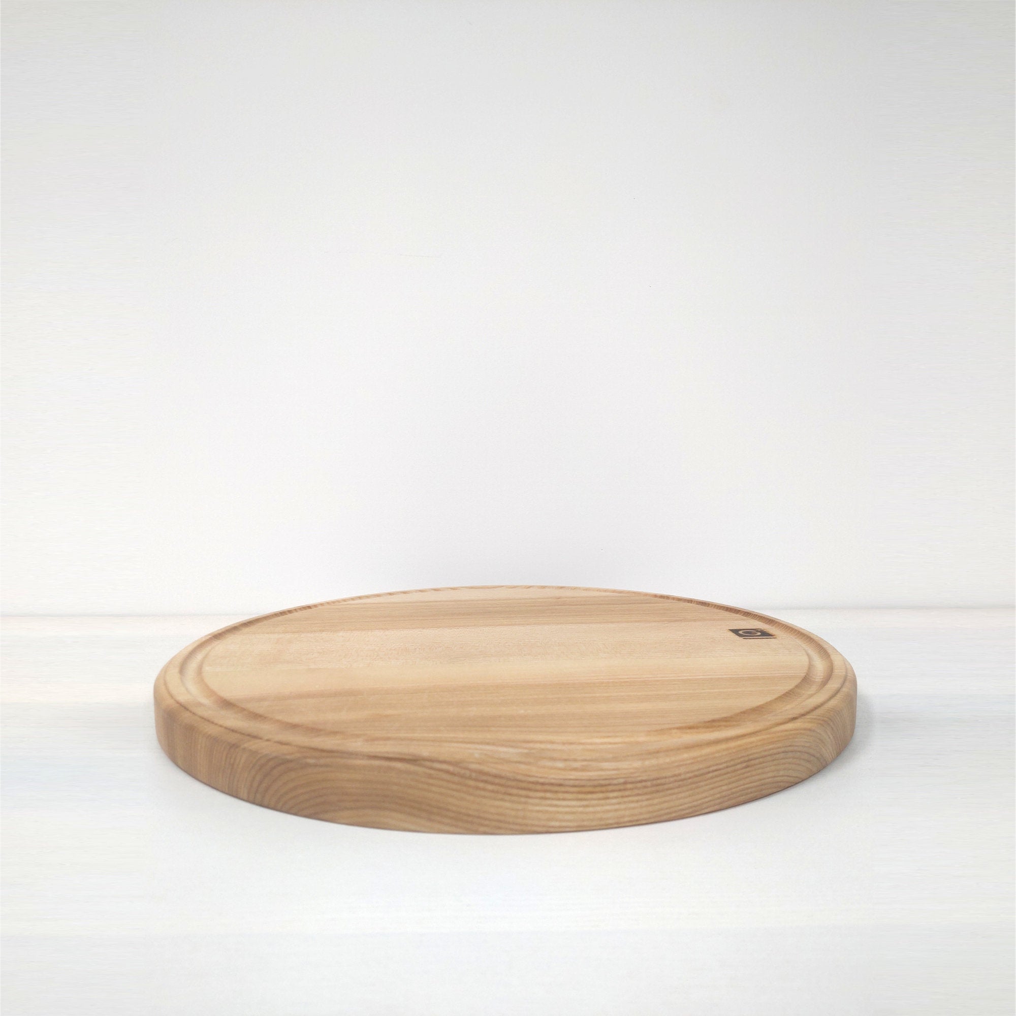 Handgefertigtes Schneidebrett aus Esche 20x350mm