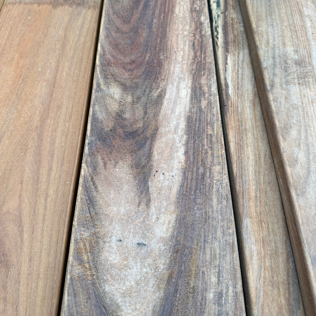 Ipe KD Terrassendiele glatt/glatt Detailfoto